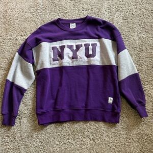 NYU Sweatshirt Size M